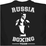 простая белая футболка